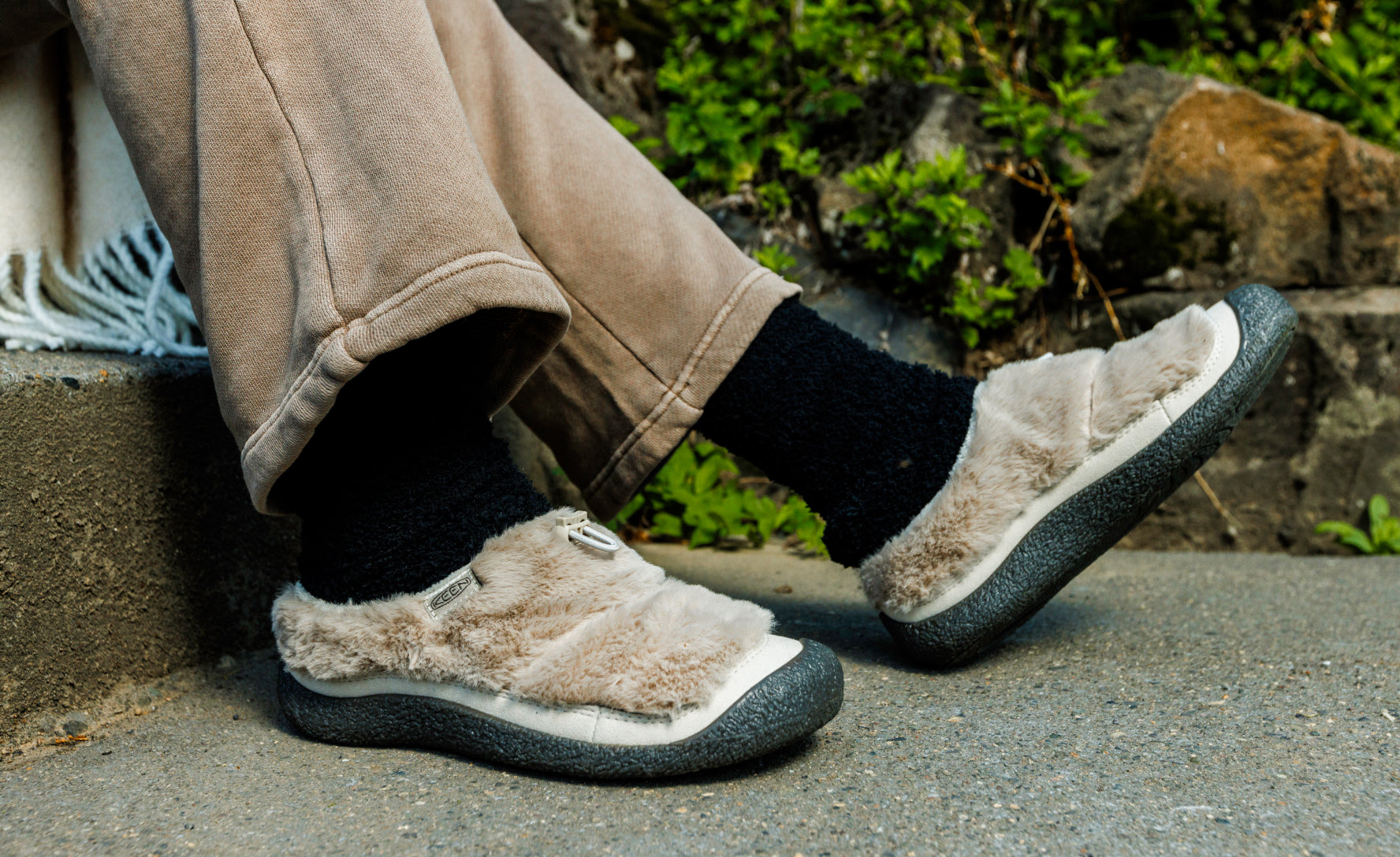 Women's Howser III Slide | Silver Lining/Canteen - Image 7