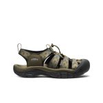 Men's Newport Retro Sandal x Études Studio  |  Etudes Olive