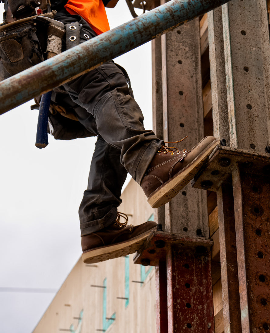 Men's Liberty 6 Waterproof Boot (Carbon Toe) | Black/Gum - Image 8