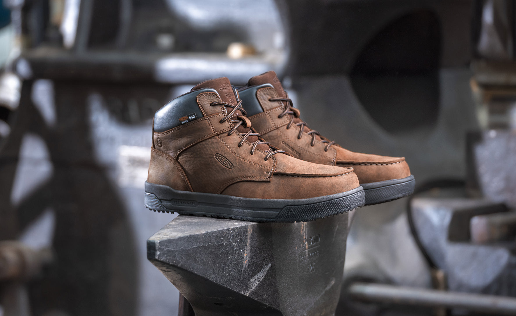 Men's Gibson ESD Boot (Carbon Toe) | Cascade Brown/Black - Image 7