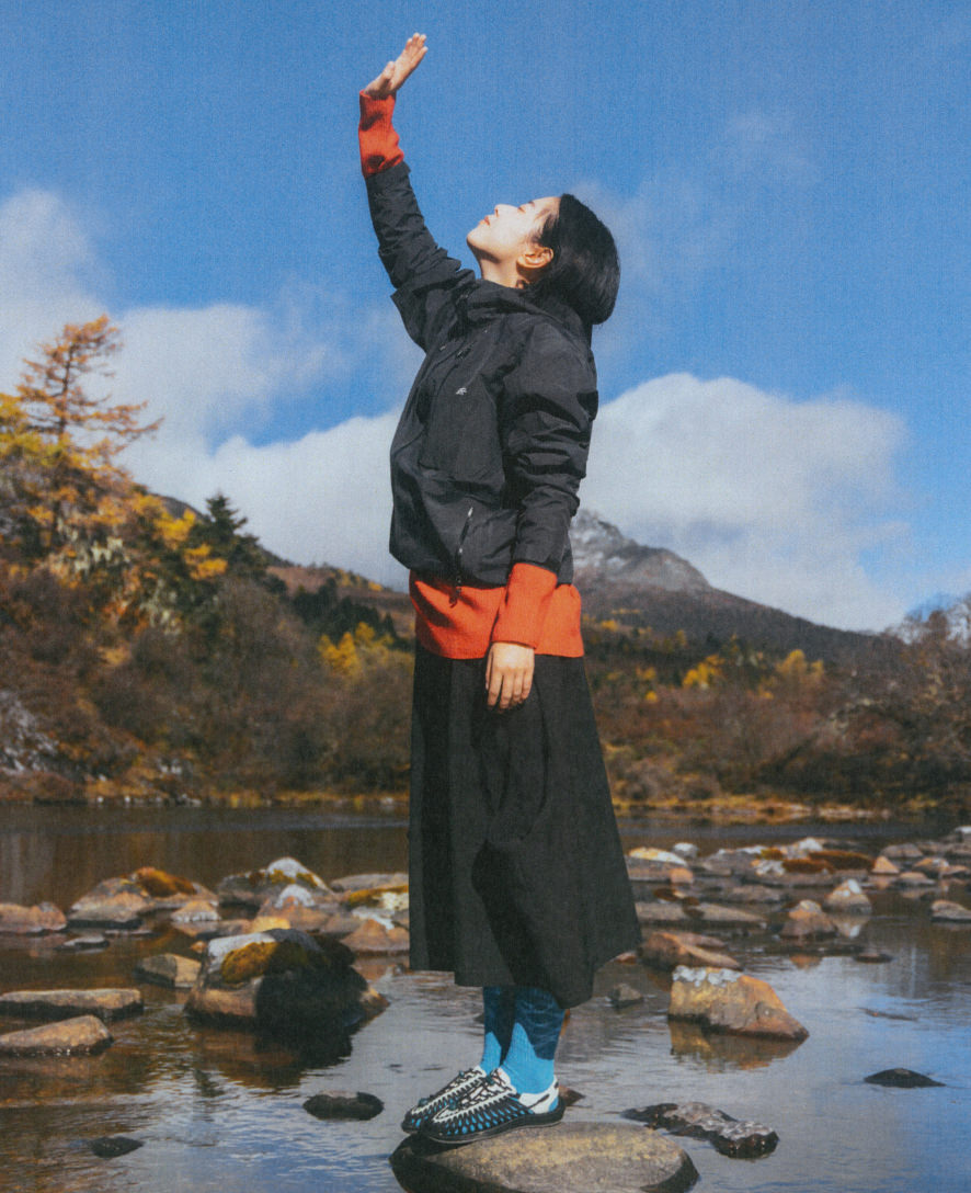 Men's UNEEK Sneaker | Year Of The Dragon - Image 9